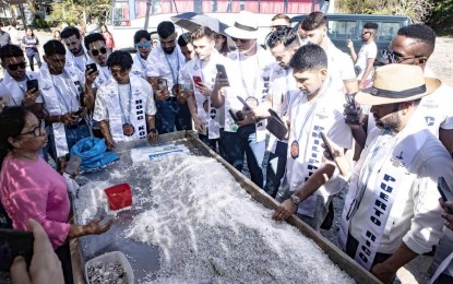 <p><strong>SALT FARM TOUR</strong>. Candidates of the Mr. Tourism World visit the Pacific Salt Farm in Bolinao town, Pangasinan province on Monday (Jan. 30, 2023). The candidates held their talent competition in the town and toured different destinations. <em>(Photo courtesy of Bolinao Tourism Office)</em></p>