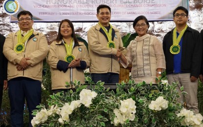 <p><strong>IMPORTANCE OF SCIENTIFIC RESEARCH.</strong> Climate Change Commission vice chairperson and executive director Robert Borje (center) highlights the importance of scientific research and development in addressing climate change during the 34th Regional Symposium on Research and Development Highlights in Batac City, Ilocos Norte province on Wednesday (Feb. 1, 2023). Borje said local researchers' cooperation is vital in ensuring the successful implementation of climate change action plan in the country. <em>(Photo courtesy of CCC)</em></p>