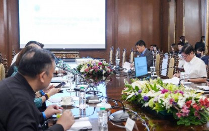 <p><strong>STATE OF CALAMITY</strong>. President Ferdinand R. Marcos Jr. holds a meeting with officials of the Department of Health (DOH) on Wednesday (Feb. 1, 2023). Marcos ordered the DOH to ensure that healthcare workers will continue to get their allowances despite the expiration of the state of calamity on Dec. 31, 2022. <em>(Photo courtesy of the Presidential Communications Office)</em></p>