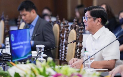 <p><strong>SUFFICIENT WATER SUPPLY.</strong> President Ferdinand R. Marcos Jr. meets with officials of the Department of Environment and Natural Resources (DENR) on Wednesday (Feb. 1, 2023). During the multisectoral meeting, Marcos approved the creation of a Water Resource Management Office to manage the country’s water resources and respond to the current environmental challenges.<em> (Photo courtesy of the Presidential Communications Office)</em></p>