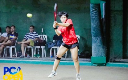 <p><strong>CAÑIZA OPEN.</strong> National player Shaira Hope Rivera in action during the 2022 PCA Open singles competition. She made it to the third round of the Rina Cañiza Women’s Open Tennis Championships at the Philippine Columbian Association (PCA) outdoor courts in Paco, Manila on Monday (Feb. 6, 2023). <em>(Contributed photo)</em></p>
