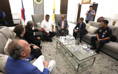 <p><strong>SPECIAL GUEST.</strong> Department of Justice Secretary Jesus Crispin Remulla and United Nations Special Rapporteur Dr. Morris Tidball-Binz (4th and 6th from left) meet at the DOJ office in Ermita, Manila on Tuesday (Feb. 7, 2023). Tidball-Binz was invited to lend his expertise on forensics pathology. <em>(PNA photo by Yancy Lim)</em></p>