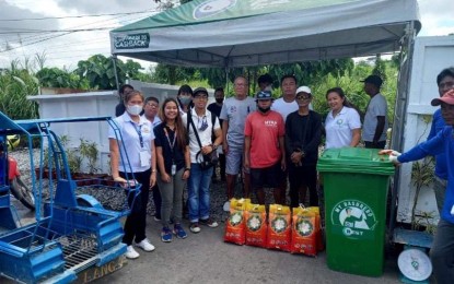 <p><strong>RECYCLABLE WASTE CENTER</strong>. The My Basurero Eco-community Center of garbage contractor IPM-CDC in Barangay 13, Bacolod City. Residents can bring their recyclable waste to the facility to earn points and win prizes or avail of incentives.<em> (Photo courtesy of Bacolod City PIO)</em></p>