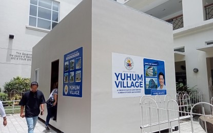 <p><strong>HOUSING UNIT</strong>. A model of a Yuhum Village housing unit displayed at the Bacolod City Government Center compound. "We are targeting to build within three years a minimum of 10,000 units," Mayor Alfredo Abelardo Benitez said in a press briefing held earlier this week. <em>(PNA Bacolod file photo)</em></p>