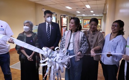 <p>Climate Change Commission (CCC) Vice Chairperson and Executive Director Robert E.A. Borje and CCC Commissioner Rachel Anne Herrera join Senator Loren Legarda during the launch of the photo exhibit titled “#PlasticFreeSaSenate” in the Senate in Pasay City on Monday (Feb. 13, 2023). <em>(Photo courtesy of CCC) </em></p>
