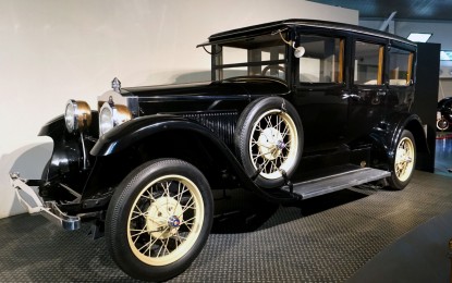 <p>One of the vintage cars on display at the Quezon Memorial Circle in Quezon City. (<em>PNA photo by Ben V. Briones) </em></p>