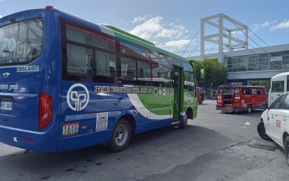<p><strong>MODERN JEEP</strong>. More modern jeepneys will soon ply the streets of Bacolod City with the reopening of five routes with 53 units as announced by the Land Transportation Franchising and Regulatory Board-Western Visayas. Some 350 units of modernized jeepneys have been operating in the city as of the first week of February. <em>(PNA Bacolod file photo)</em></p>