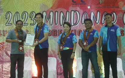 <p><strong>EMPLOYEE WELL-BEING.</strong> Civil Service Commission chairperson Karlo Nograles (second from left) during the recently concluded CSC Mindanao Sportsfest held on Feb. 8-10, 2023 in Tagum City, Davao del Norte, which was participated in by CSC officials and employees from Mindanao. Commissioner Aileen Lizada (third from left) also graced the event. <em>(Photo courtesy of CSC)</em></p>