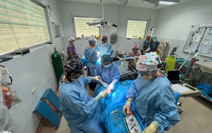 <p><strong>GIVING 'SMILES'</strong>. Australian volunteer doctors and nurses are shown during their six-day surgical mission for cleft lip and cleft palate from Feb. 13-18 at the Oriental Mindoro Southern District Hospital. The team's mission benefited 20 individuals, mostly children. <em>(Photo courtesy of Tracey Madden)</em></p>