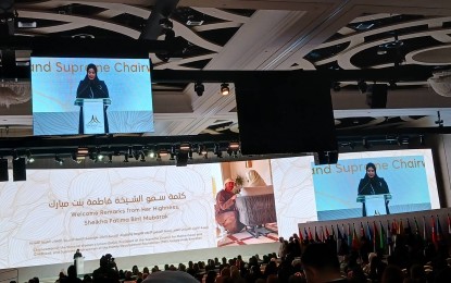 <p><strong>GENDER EQUALITY.</strong> Her Highness Sheikha Shamma bint Sultan bin Khalifa Al Nahyan, president and chief executive officer of the United Arab Emirates Independent Climate Change Accelerators, delivers a speech at the opening of the Global Women Summit in Abu Dhabi on Tuesday (Feb. 21, 2023). Female leaders from several nations will tackle women-related problems and offer solutions. <em>(PNA photo by RSAustria)</em></p>
