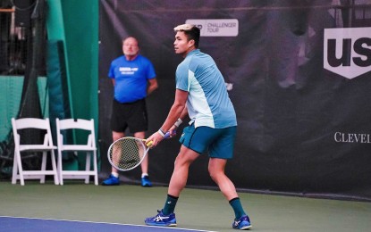 <p><strong>SEA GAMES BOUND.</strong> Filipino-American Ruben Gonzales prepares to serve during the Cleveland Open in this undated photo. Gonzales has expressed his commitment to play for the Philippine tennis team in the forthcoming Southeast Asian (SEA) Games in Cambodia and is setting his sights on winning the gold medal. <em>(Contributed photo)</em></p>