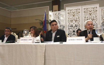 <p><strong>WAY FORWARD</strong>. Department of Trade and Industry (DTI) Secretary Alfredo Pascual (right), Senate President Juan Miguel Zubiri (2nd right), Senate Pro Tempore Loren Legarda (2nd left), and DTI Assistant Secretary Allan Gepty (left) discuss with the media the ways forward on Friday (Feb. 24, 2023) after the Senate recently ratified the Regional Comprehensive Economic Partnership. <em>(PNA photo by Yancy Lim) </em></p>