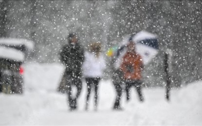 <p><strong>WINTER STORM</strong>. People are seen as snow blankets the Yosemite National Park in California, United States on Feb. 23, 2023 as winter storm alerted in California. A massive winter storm blanketed the state of California on Friday (Feb. 24, 2023), threatening treacherous blizzard conditions as far south as San Diego. <em>(Photo courtesy of Anadolu)</em></p>