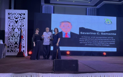 <p><strong>DISTINGUISHED ALUMNUS</strong>. Former Philippine News Agency executive news editor Severino C. “Viring” Samonte receives a trophy and a certificate as one of the 18 recipients of the Distinguished Alumni Award of Novaliches-based Metro Manila College at the Manila Hotel’s Fiesta Pavilion on Saturday night (March 4, 2023). He retired as PNA executive news editor in 2003. <em>(Contributed photo)</em></p>