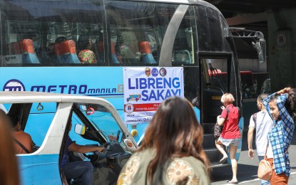 <p>Free bus ride in Manila during a 2023 transport strike <em>(PNA file photo by Yancy Lim)</em></p>