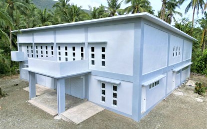 <p><strong>TEMPORARY SHELTER.</strong> The Department of Public Works and Highways (DPWH) has completed the construction of three multi-purpose evacuation centers in Dingalan town, Aurora province. The two-level facilities will serve as temporary shelters of the residents in times of calamities. <em>(Photo courtesy of DPWH-Region 3)</em></p>