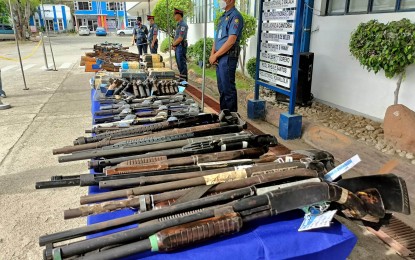 <p><strong>RECOVERED.</strong> The Police Regional Office 6 (Western Visayas) recovers 1,760 assorted firearms under its Tokhang Kontra Armas Luthang campaign from Aug. 15, 2022 until Feb. 28 this year. The recovered loose firearms will be demilitarized so they would not go back to the streets, PRO-6 Director Leo M. Francisco said during the presentation of the recovered firearms at the regional headquarters on Monday (March 6, 2023). <em>(PNA photo by PGLena)</em></p>