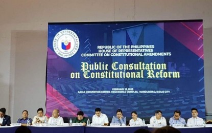 <p><strong>CHARTER CHANGE</strong>. The House of Representatives during their public consultation held in Iloilo Convention Center in Iloilo City on Feb. 13, 2023. Board Member Pio Jessielito Sumande, Sr. said on Wednesday (March 8, 2023) that he favors Charter change to entice more investors.<em> (Photo courtesy of Antique PIO)</em></p>