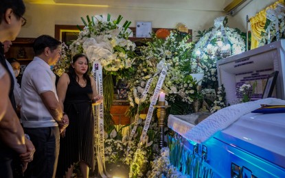 <p><strong>EXTENDING SYMPATHIES</strong>. President Ferdinand R. Marcos Jr. visits the wake of slain Negros Oriental Governor Roel Degamo in Dumaguete City on Wednesday (March 8, 2023). Degamo was killed in his residence in Pamplona town on March 4. <em>(Photo by Yummie Dingding/Presidential Photojournalists Association pool photos)</em></p>