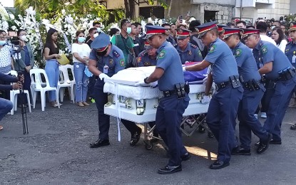 <p><strong>CAPITOL WAKE.</strong> The remains of the slain Negros Oriental Governor Roel Degamo arrive at Provincial Capitol in Dumaguete City on Thursday afternoon (March 9, 2023) for public viewing until Sunday. At least three to four persons are likely behind his death, said Justice Secretary Crispin Remulla. <em>(Photo courtesy of PIA Negros Oriental/Roi Anthony Lomotan)</em></p>