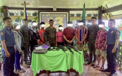 <p><strong>QUITTING THE NPA</strong>. The New People's Army (NPA) fighters who surrendered to the police and military on March 8, 2023 in Lope De Vega town, Northern Samar province. At least nine NPA members surrendered to government forces in two Samar provinces and yielded their firearms to authorities on that day. <em>(Photo courtesy of Philippine Army)</em></p>