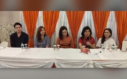 <p><strong>PRESSING MATTERS.</strong> Sen. Imee Marcos (second from right) airs her opinion about Charter change, saying she believes it is untimely due to er more urgent problems of the country. With Marcos during a media conference in Lucena City on Friday (March 10, 2023) are (from left) Lucena Mayor Mark Alcala, Department of Agriculture Assistant Secretary Kristine Evangelista, Tayabas City Mayor Lovely Reynoso-Pontioso and Quezon Governor Angelina Tan. <em>(PNA photo by Belinda Otordoz)</em></p>