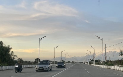<p><strong>BRIGHTER.</strong> The Laoag bypass road in Ilocos Norte is now installed with solar lights to prevent road crash accidents. Police data showed 46 road crash accidents occured in January and February, a 60-percent rise from the 18 recorded during the same period last year. <em>(PNA file photo by Leilanie Adriano)</em></p>