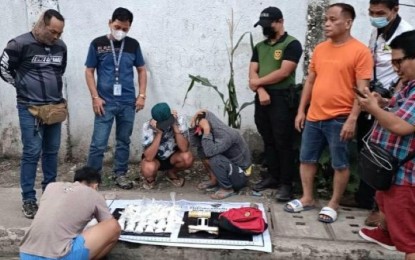 <p><strong>ANTI-DRUG STING.</strong> Anti-narcotics agents and police officers conduct a chain of custody inventory of PHP14.7 million worth of shabu seized in a sting operation in San Nicolas-Proper, Cebu City, on March 11, 2023 that led to the arrest of two suspects. The Philippine Drug Enforcement Agency in Cebu (PDEA-7) bared Monday (March 13) that over PHP18 million worth of shabu were seized in different sting operations that led to the arrest of 15 personalities.<em> (Photo courtesy of PDEA-7)</em></p>