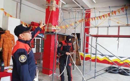 <p><strong>FIRE PREVENTION</strong>. The San Jose de Buenavista Dalipe Fire Substation holds an open house dubbed “Piyesta sa Istasyon" March 14-16, 2023. Fire Chief Inspector Vic Matta said on Wednesday (March 15, 2023) the three-day activity is held for school kids to learn the importance of fire prevention and at the same time for them to enjoy. <em>(PNA photo by Annabel Consuelo J. Petinglay)</em></p>