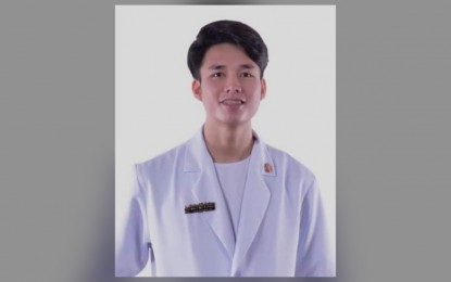 <p><strong>TOPNOTCHER</strong>. Sidrey Mel Flores, 23, a summa cum laude graduate of Colegio San Agustin-Bacolod, places number one in the March 2023 Medical Technologists Licensure Examination. Flores was the lone examinee from Western Visayas, who landed in the top 10, based on the results released by the Professional Regulations Commission on March 14.<em> (Photo courtesy of Sidrey Flores's Facebook account)</em></p>