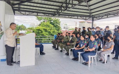 <p><strong>SPIRITUAL ENRICHMENT</strong>. Men and women of the Dumaguete City Police Force listen intently to Pastor Enrique de Jesus during the Squad Weekly Interactive Meeting on Friday (March 17, 2023). This comes amid the major revamp in the provincial police force following the attack that killed former Gov. Roel Degamo and eight others in Pamplona town last March 4. <em>(Photo courtesy of Dumaguete PNP Facebook)</em></p>