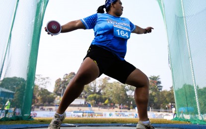 <p><strong>FIRST GOLD.</strong> Former national athlete Aira Teodosio displays her awesome form in the women's open discus throw final in the ICTSI Philippine Athletics Championships at the Ilagan City Sports Complex on Wednesday (March 22, 2023). She won the gold medal in 38.46 meters. <em>(Courtesy of PATAFA)</em></p>