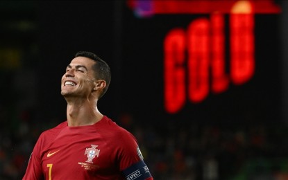 <p><strong>HISTORIC.</strong> Cristiano Ronaldo of Portugal celebrates a goal during the UEFA EURO 2024 qualifying round group J match between Portugal and Liechtenstein at Estadio Jose Alvalade on March 23, 2023 in Lisbon, Portugal. <em>(Anadolu)</em></p>