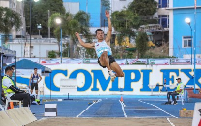 <p><strong>LONG JUMP CHAMPION.</strong> A file photo of Janry Ubas performing in a local tournament. Ubas won the gold medal in the 2023 Cel Logistics, Inc. Weekly Relay Series Finals at the Philsports track and field stadium in Pasig City on Saturday (Oct. 28, 2023). <em>(Contributed photo)</em></p>