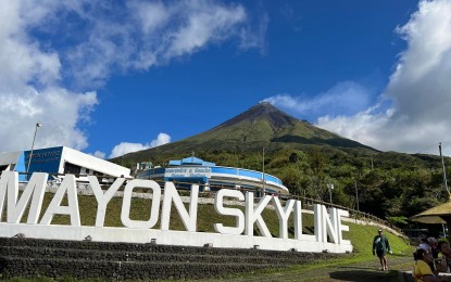 DOT bars tourists from visiting areas near Mayon