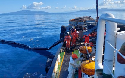 <p><strong>BOOM PLACEMENT</strong>. Philippine Coast Guard personnel during a boom deployment from the tug Titan 1 in this undated photo. France has financed the visit of a French expert to support the Philippines in its ongoing oil spill response. <em>(Photo courtesy of French Embassy in Manila)</em></p>