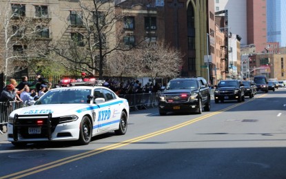 <p>A motorcade of former U.S. President Donald Trump approaches the complex of Manhattan Criminal Court and Manhattan District Attorney's Office in New York, the United States, on April 4, 2023. <em>(Xinhua/Liu Yanan)</em>anan)</p>