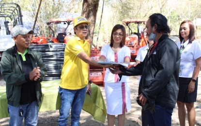 <p><strong>FARM MACHINERY.</strong> The Department of Agrarian Reform (DAR) in Abra province hands over PHP7.48 million worth of farm machinery and equipment to agrarian reform beneficiary organizations to help boost their livelihood activities. DAR said this is in line with President Ferdinand R. Marcos Jr. directive to help farmers improve their quality of lives. <em>(Photo courtesy of DAR) </em></p>