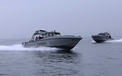 <p style="text-align: left;"><strong>SPEEDY RESPONSE</strong>. Propmech demonstrates to media on Thursday (April 13, 2023) the capability of the High Speed Tactical Watercraft (HSTW) that is being used by the Philippine National Police Maritime Group to shorten its response time to various situations. Even when fully loaded, the HSTW vessel can reach a maximum speed of 47 knots and can tow a boat of the same weight at a speed of 20 knots. Its llightweight stepped up hull design allows for quick acceleration and stability during tactical maneuvers. <em>(PNA photo by Joseph Razon) </em></p>