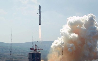 <p><strong>FIRST LAUNCH.</strong> Kenya launches its first satellite into space on April 15, 2023.  Taifa-1 was launched aboard a Falcon-9 rocket from Vanderberg Base, California, US. <em>(Anadolu)</em></p>