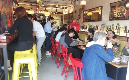 Filipino resto in Beijing draws food enthusiasts