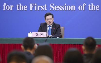 <p><strong>PH VISITOR.</strong> Chinese State Councilor and Foreign Minister Qin Gang holds a press conference on the sidelines of the First Session of the 14th National People’s Congress in Beijing on March 7, 2023. He will be in the Philippines for an official visit on April 21 to 23. <em>(Xinhua)</em></p>