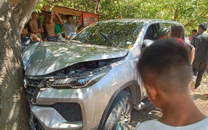 <p><strong>AMBUSHED.</strong> The vehicle driven by Maguindanao Electric Cooperative department head Alhassan Maongco crashes into a tree following an ambush by still unidentified gunmen on Wednesday (April 19, 2023) in Datu Odin Sinsuat, Maguindanao del Norte. The victim died on the spot. <em>(Photo courtesy of Mustapha Kasim of Datu Odin Sinsuat, Maguindanao del Norte)</em></p>