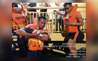 <p><strong>RESCUE OPERATION</strong>. Personnel from the Philippine Coast Guard rescue 85 passengers, including five babies, from a commercial ferry that ran aground at Maigo Point, Lanao del Norte Thursday (April 20, 2023). The ferry was sailing to Ozamiz City, Misamis Occidental from Lanao del Norte at the time of the incident. <em>(Photo courtesy of PCG-Maigo)</em></p>