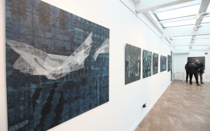 <p>Indigo exhibition at the Mission Gallery of the State Cultural Institute, Bulgaria <em>(Courtesy of Bulgaria Ministry of Foreign Affairs)</em></p>