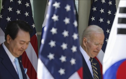 <p><strong>DEAL.</strong> US President Joe Biden and South Korea's President Yoon Suk Yeol hold a joint press conference at the White House in Washington DC, United States on Wednesday (April 26, 2023). The US and South Korea announced a new deal that aims to deter North Korea from using nuclear and ballistic missiles.<em> (Anadolu)</em></p>