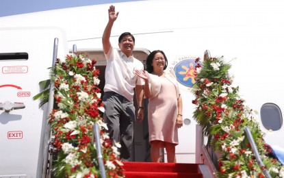 <p><strong>US TRIP.</strong> President Ferdinand R. Marcos Jr. and First Lady Liza Araneta-Marcos depart from Villamor Air Base in Pasay City in this photo taken on Sunday (April 30, 2023). Marcos, in a span of 10 months, has engaged counterparts and sought to enhance bilateral cooperation during his trips abroad. <em>(PNA photo by Rolando Mailo)</em></p>
<p class="p2"> </p>