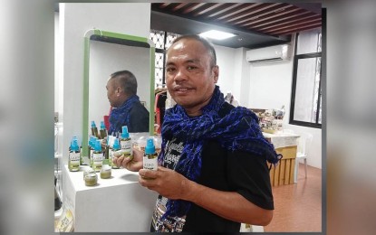 <p><span data-preserver-spaces="true"><strong>HERBAL MEDICINE</strong>. Abel Pedro, president of the Latazon Indigenous Peoples Organization (LAIPO), shows the herbal medicines on display at the trade center Balay Local at the old capitol building in San Jose de Buenavista on Wednesday (May 3, 2023). In an interview, Pedro said the assistance provided by the Department of Trade and Industry (DTI) Antique Provincial Office has helped improve their productivity and generate more income. (<em>PNA photo by Annabel Consuelo J. Petinglay</em>)<br /></span></p>