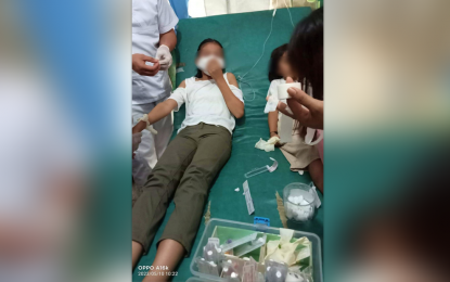 <p><strong>POISONED.</strong> Several schoolchildren of the Mirab Elementary School in Upi town, Maguindanao del Norte province were rushed to the Datu Blah Sinsuat District Hospital in Barangay Poblacion due to exposure to insecticides on Wednesday (May 10, 2023). At least 75 schoolchildren of the school were brought to the hospital following the incident. <em>(Photo courtesy of Upi resident Salembai Guilano)</em></p>