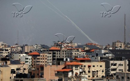 Israeli military evacuates thousands of Gaza-area residents